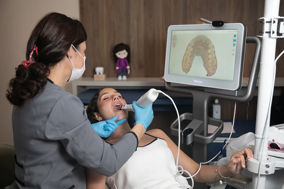 dra-cristiane-savian-odontopediatra-em-santa-maria-rs-1 (1)